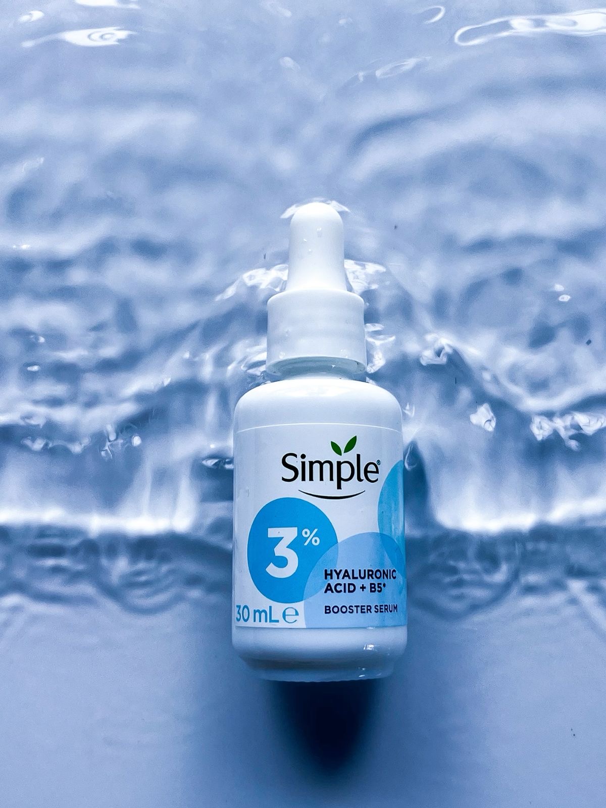 سرم تقویت کننده هیالورونیک اسید 3 درصد و ویتامین ب سیمپل