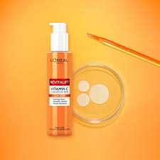 فوم شوینده ویتامین سی رویتالیفت لورآل